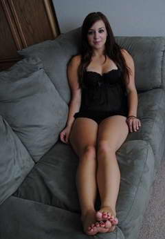 hot married woman in Newland